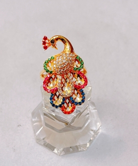 nhẫn con công 
