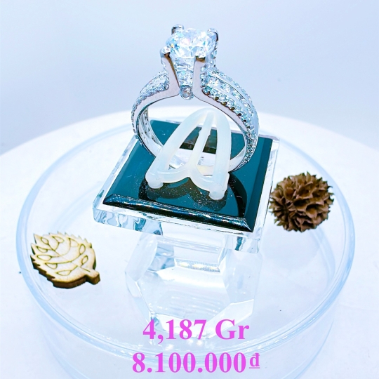 Nhẫn 1001
