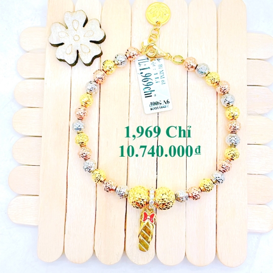 Lắc 18